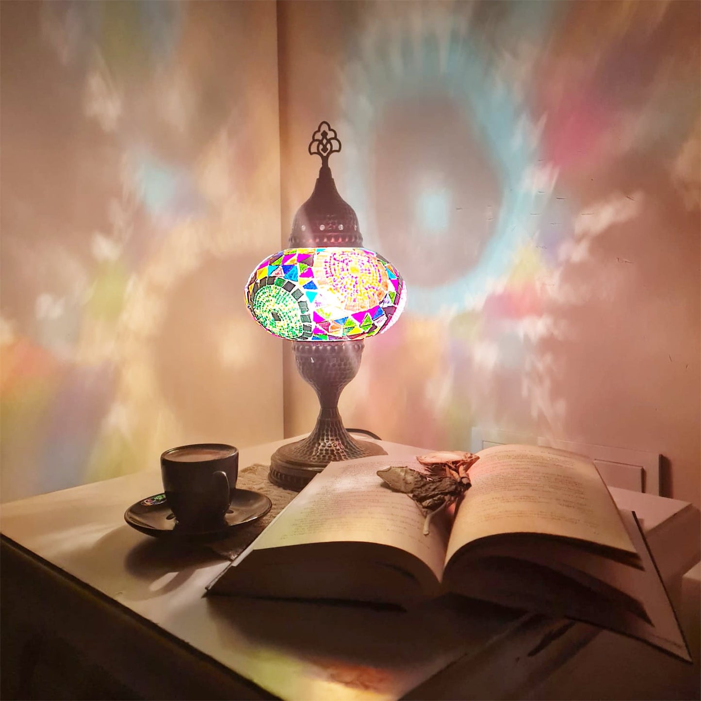 Table lamp